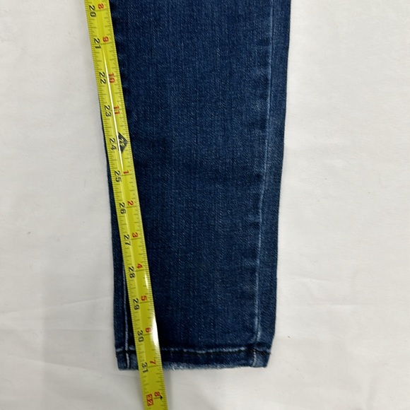 Kan Can Signature Women's High Rise Button Fly Distressed Skinny Jeans - Picture 2 of 6